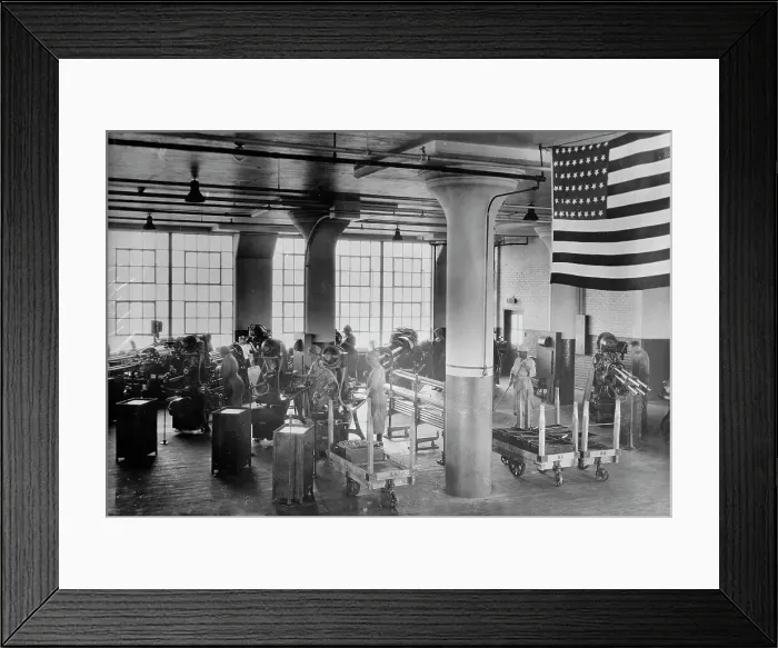 Framed Print : Women work on screw machines, Gen. El. [i.e. Eectric] Co. Philadelphia, between c1915 and c1920. Creator: Bain News Service