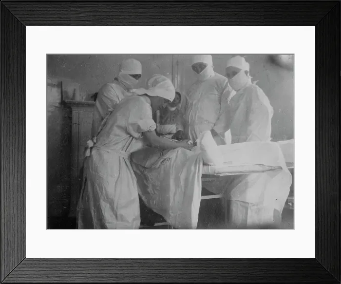 Framed Print : Cutting off a foot -- Canadian Hospital, Le Touquet, between 1914 and c1915. Creator: Bain News Service Framed Print : Cutting off a foot -- Canadian Hospital, Le Touquet, between 1914 and c1915. Creator: Bain News Service