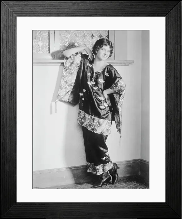 Framed Print : Constance Binney, between c1915 and c1920. Creator: Bain News Service Framed Print : Constance Binney, between c1915 and c1920. Creator: Bain News Service