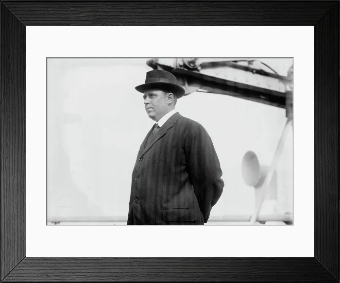 Framed Print : R. Waldo, between c1910 and c1915. Creator: Bain News Service Framed Print : R. Waldo, between c1910 and c1915. Creator: Bain News Service