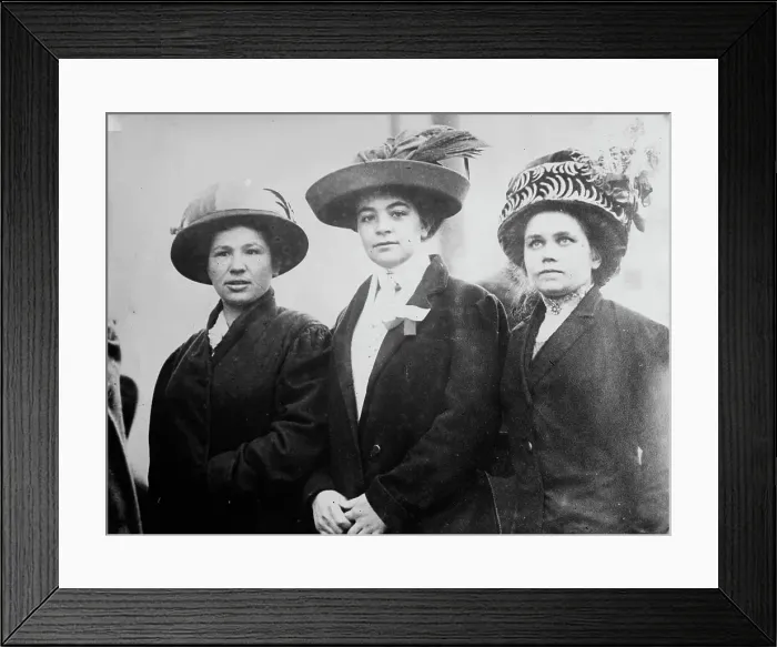 Framed Print : Lowell - Portuguese mill girls, between c1910 and c1915. Creator: Bain News Service Framed Print : Lowell - Portuguese mill girls, between c1910 and c1915. Creator: Bain News Service