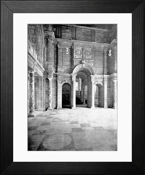 Framed Print : The Victoria and Albert Museum: the east side of the Vestibule... 1909. Creator: Clarke & Hyde Framed Print : The Victoria and Albert Museum: the east side of the Vestibule... 1909. Creator: Clarke & Hyde