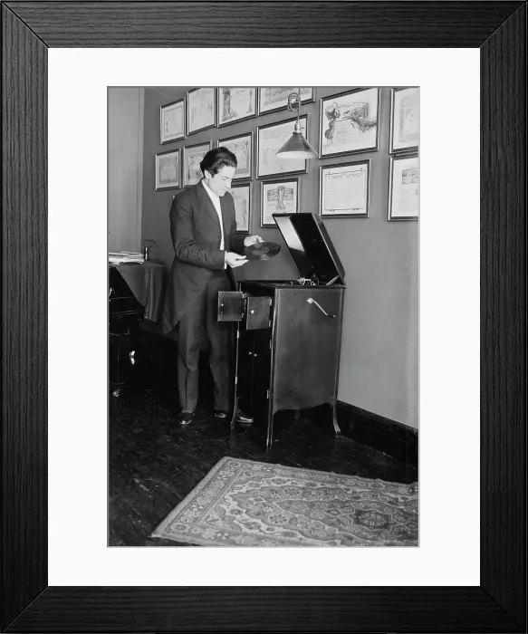 Framed Print : Alfredo Salmaggi, between c1915 and c1920. Creator: Bain News Service