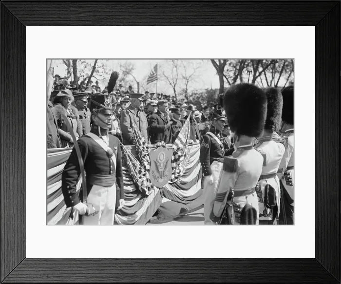 Framed Print : Decoration Day [1917], 1917. Creator: Bain News Service