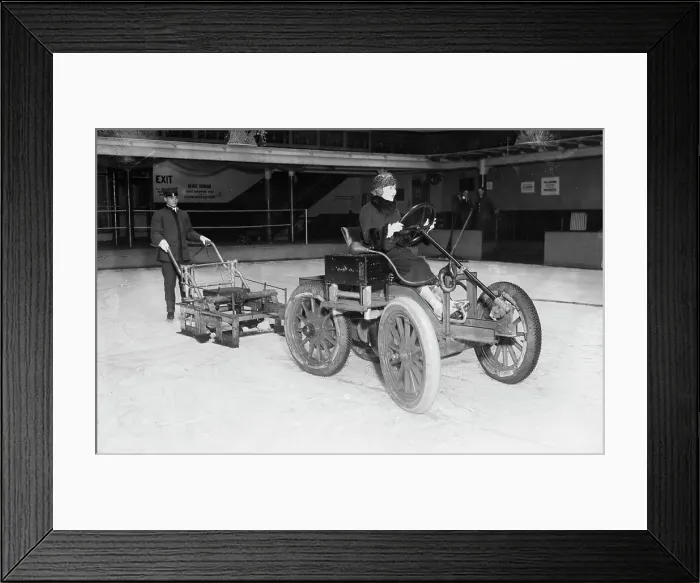 Framed Print : Dorothy Klewer, between c1915 and c1920. Creator: Bain News Service Framed Print : Dorothy Klewer, between c1915 and c1920. Creator: Bain News Service