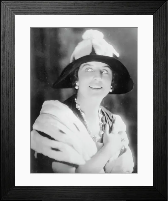 Framed Print : Geraldine Farrar, between c1915 and c1920. Creator: Bain News Service Framed Print : Geraldine Farrar, between c1915 and c1920. Creator: Bain News Service