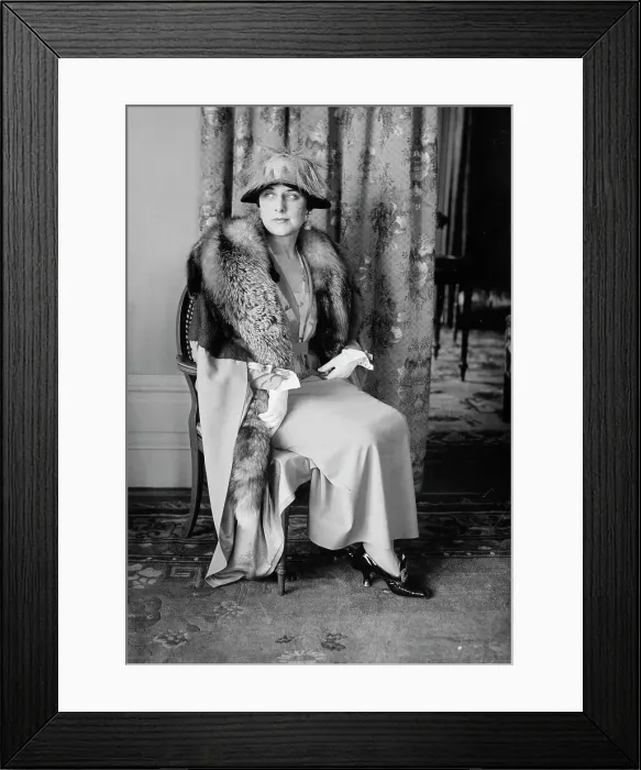 Framed Print : Geraldine Farrar, between c1915 and c1920. Creator: Bain News Service Framed Print : Geraldine Farrar, between c1915 and c1920. Creator: Bain News Service