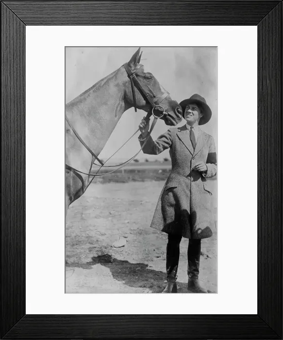 Framed Print : Eleanor Sears, between c1915 and 1916. Creator: Bain News Service Framed Print : Eleanor Sears, between c1915 and 1916. Creator: Bain News Service