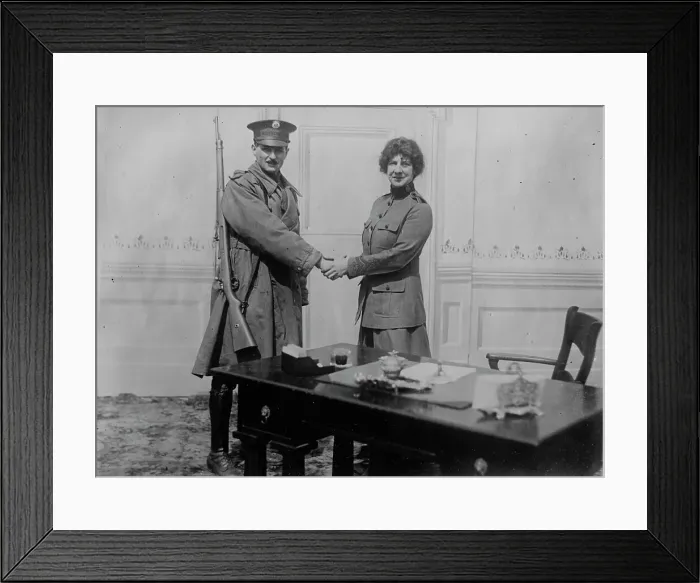 Framed Print : Eva Booth, between c1915 and c1920. Creator: Bain News Service Framed Print : Eva Booth, between c1915 and c1920. Creator: Bain News Service