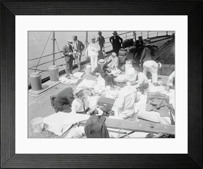 Framed Print : Getting outfits ready, MAINE, between c1915 and c1920. Creator: Bain News Service Framed Print : Getting outfits ready, MAINE, between c1915 and c1920. Creator: Bain News Service