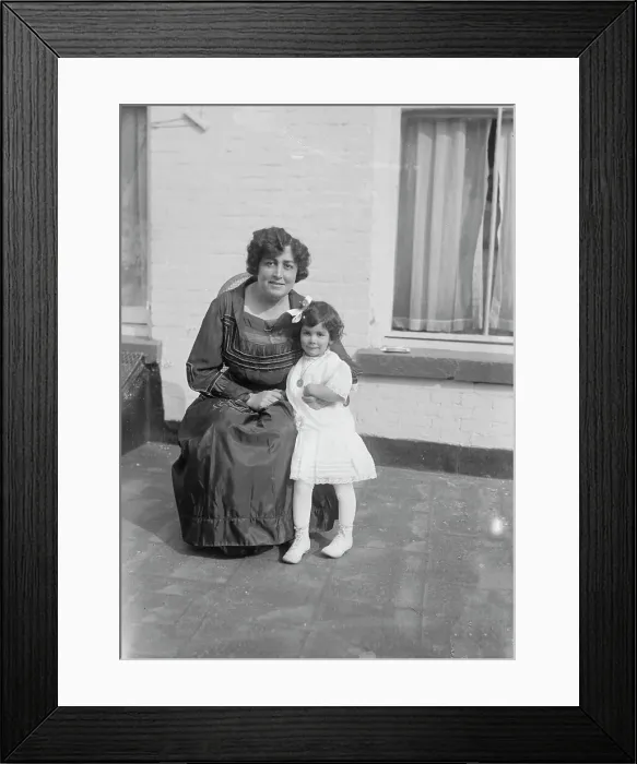 Framed Print : Margaret Matzenauer, between c1915 and c1920. Creator: Bain News Service Framed Print : Margaret Matzenauer, between c1915 and c1920. Creator: Bain News Service