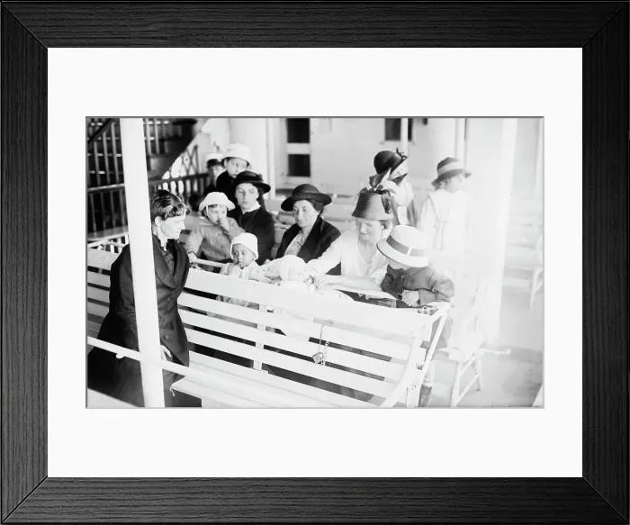 Framed Print : On HELEN JUILLARD, between c1915 and c1920. Creator: Bain News Service Framed Print : On HELEN JUILLARD, between c1915 and c1920. Creator: Bain News Service