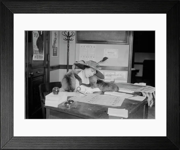 Framed Print : Maybelle Louise Hogan, 1917. Creator: Bain News Service Framed Print : Maybelle Louise Hogan, 1917. Creator: Bain News Service