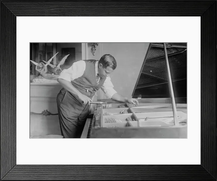 Framed Print : Paul Althouse, between c1915 and c1920. Creator: Bain News Service Framed Print : Paul Althouse, between c1915 and c1920. Creator: Bain News Service