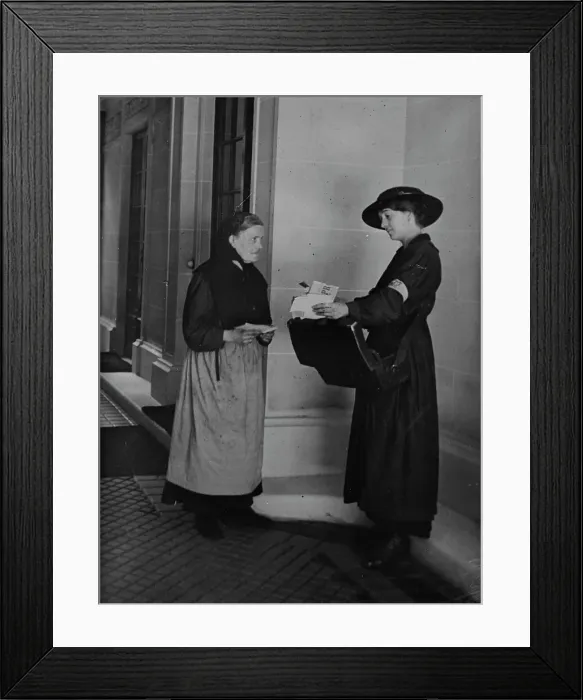 Framed Print : Postwoman, Paris, between c1915 and c1920. Creator: Bain News Service Framed Print : Postwoman, Paris, between c1915 and c1920. Creator: Bain News Service