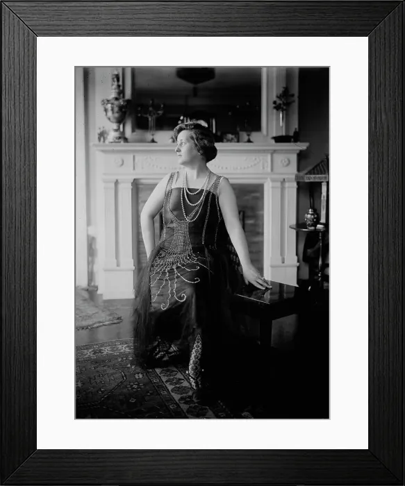 Framed Print : Luella Melius, between c1915 and c1920. Creator: Bain News Service Framed Print : Luella Melius, between c1915 and c1920. Creator: Bain News Service