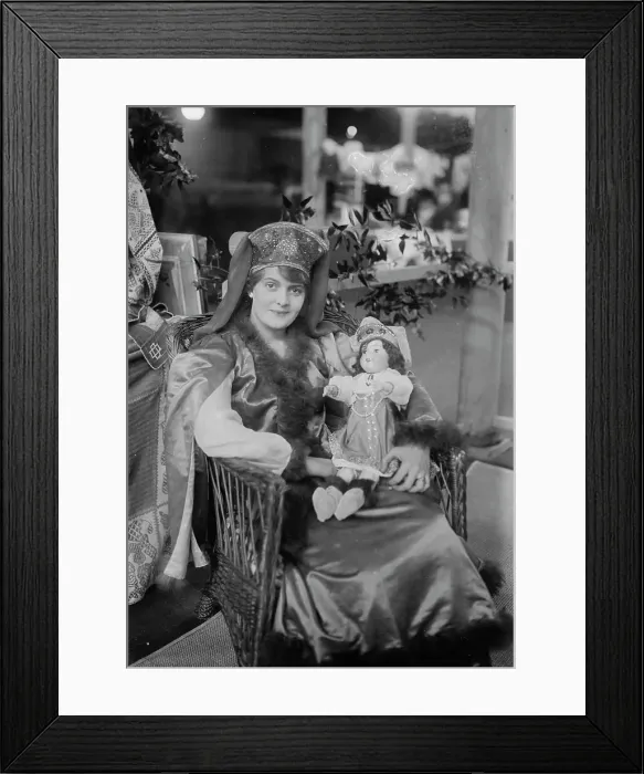 Framed Print : Mildred Tillotson, 1916. Creator: Bain News Service Framed Print : Mildred Tillotson, 1916. Creator: Bain News Service