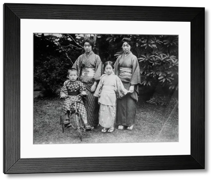 Framed Print : Mrs. Ishii & children, between c1915 and c1920. Creator: Bain News Service Framed Print : Mrs. Ishii & children, between c1915 and c1920. Creator: Bain News Service