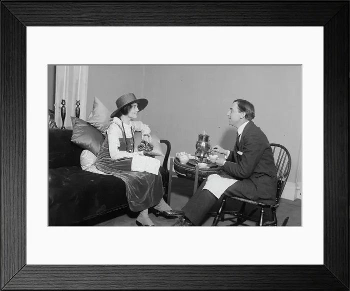 Framed Print : Margaret Mower & Stuart Walker, between c1915 and c1920. Creator: Bain News Service Framed Print : Margaret Mower & Stuart Walker, between c1915 and c1920. Creator: Bain News Service