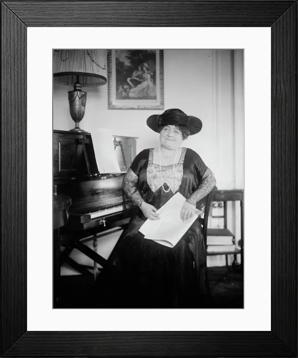 Framed Print : L. Tetrazzini, 1920. Creator: Bain News Service Framed Print : L. Tetrazzini, 1920. Creator: Bain News Service