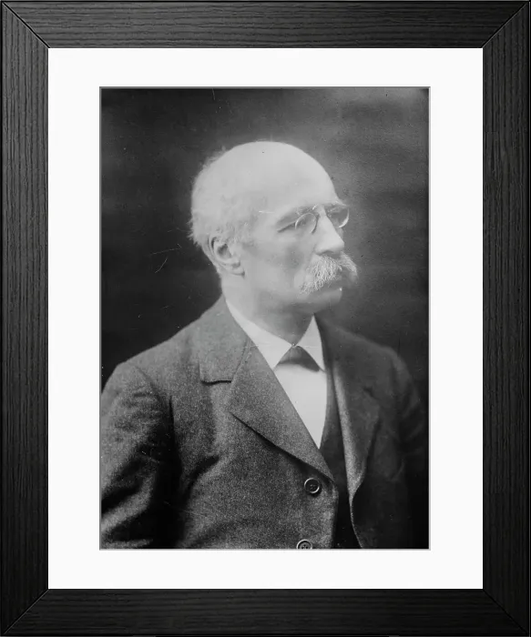 Framed Print : La Fontaine, 1914. Creator: Bain News Service Framed Print : La Fontaine, 1914. Creator: Bain News Service