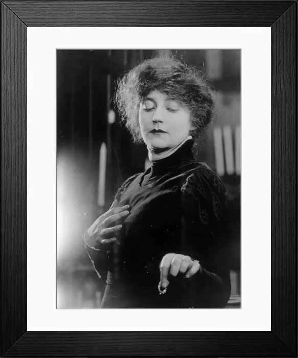 Framed Print : Mary MacLane, between c1915 and c1920. Creator: Bain News Service Framed Print : Mary MacLane, between c1915 and c1920. Creator: Bain News Service