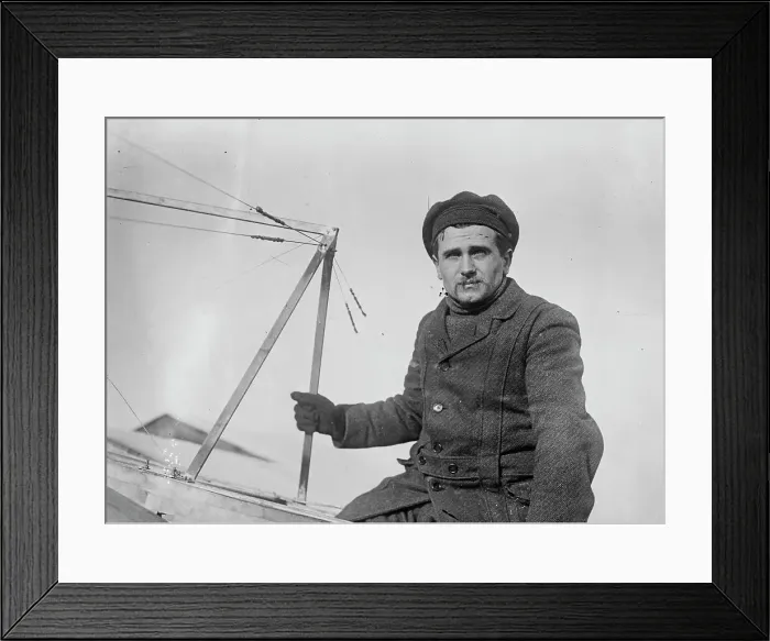 Framed Print : Le Martin, between c1910 and c1915. Creator: Bain News Service Framed Print : Le Martin, between c1910 and c1915. Creator: Bain News Service