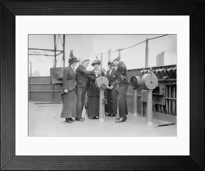 Framed Print : Visitors on USS Washington, between c1910 and c1915. Creator: Bain News Service Framed Print : Visitors on USS Washington, between c1910 and c1915. Creator: Bain News Service