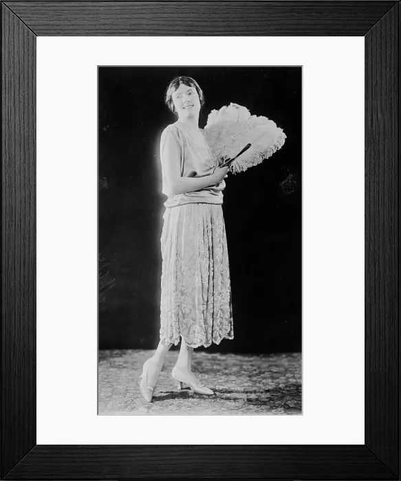 Framed Print : Myrtle Morse, between c1915 and c1920. Creator: Bain News Service Framed Print : Myrtle Morse, between c1915 and c1920. Creator: Bain News Service