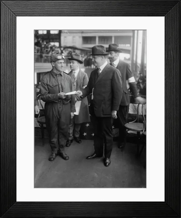Framed Print : Sgt. C.R. Coombs, Alan Hawley, between c1915 and c1920. Creator: Bain News Service Framed Print : Sgt. C.R. Coombs, Alan Hawley, between c1915 and c1920. Creator: Bain News Service