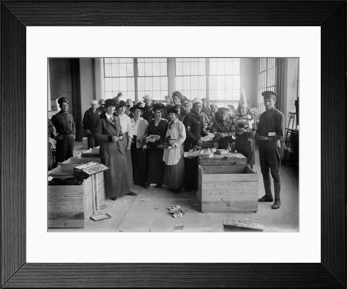 Framed Print : Packing for Christmas Ship, 1914. Creator: Bain News Service Framed Print : Packing for Christmas Ship, 1914. Creator: Bain News Service