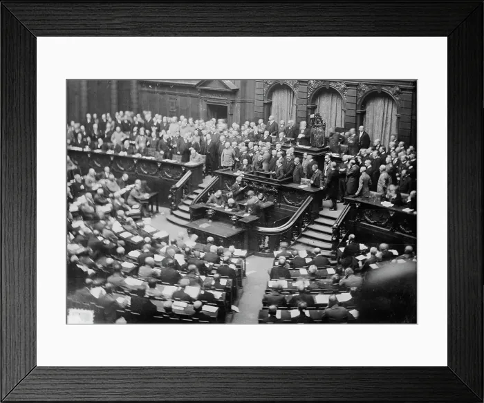 Framed Print : Reichstag in session, between c1915 and c1920. Creator: Bain News Service Framed Print : Reichstag in session, between c1915 and c1920. Creator: Bain News Service
