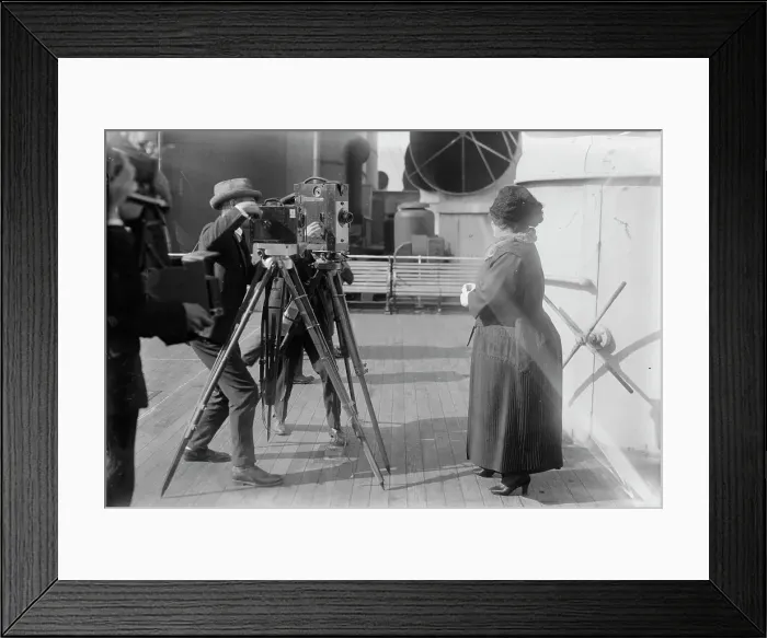 Framed Print : Tetrazzini, between c1915 and c1920. Creator: Bain News Service Framed Print : Tetrazzini, between c1915 and c1920. Creator: Bain News Service