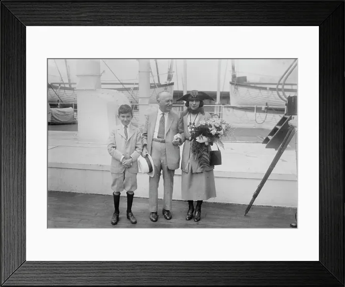 Framed Print : Carl Laemmle, between c1915 and c1920. Creator: Bain News Service Framed Print : Carl Laemmle, between c1915 and c1920. Creator: Bain News Service
