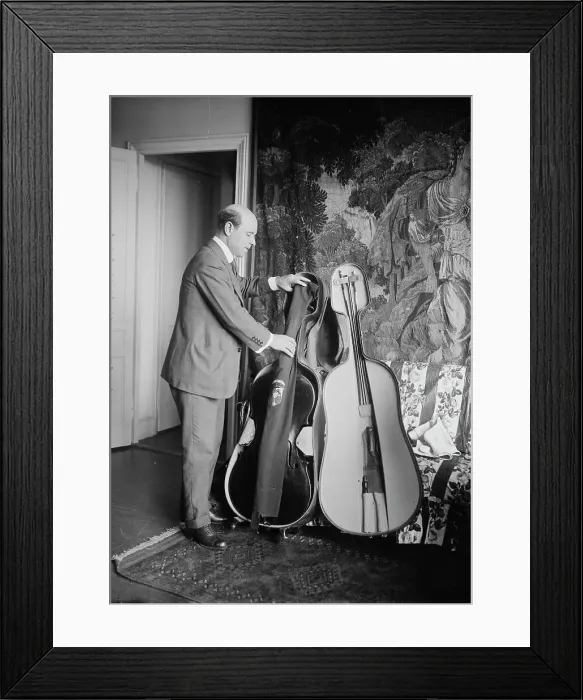 Framed Print : Casals, between c1915 and c1920. Creator: Bain News Service Framed Print : Casals, between c1915 and c1920. Creator: Bain News Service