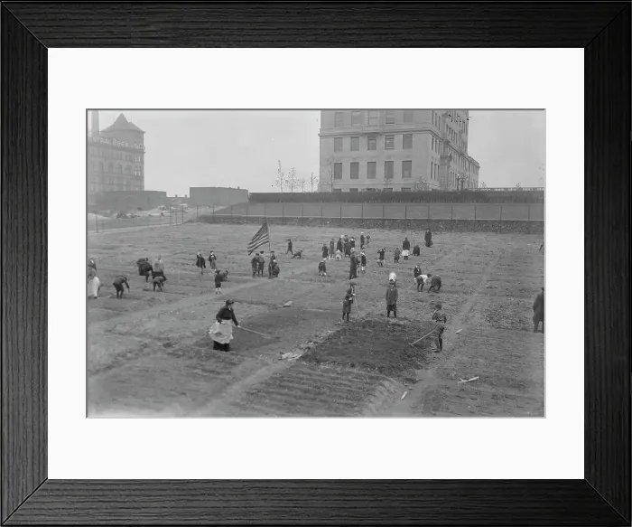 Framed Print : Rockefeller garden, 1917. Creator: Bain News Service Framed Print : Rockefeller garden, 1917. Creator: Bain News Service