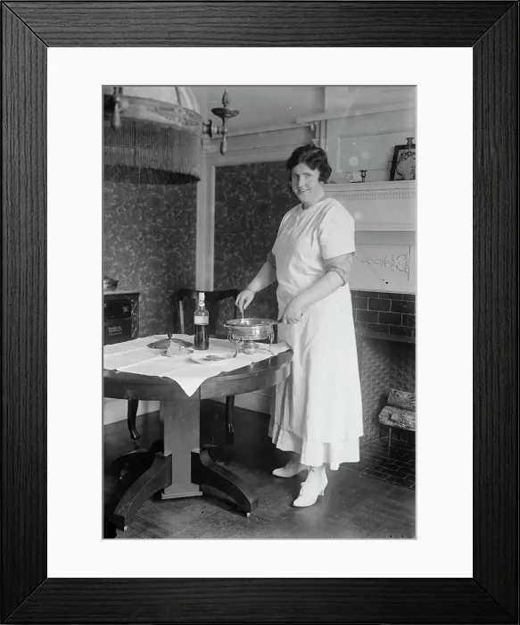 Framed Print : Olive Kline, between c1915 and c1920. Creator: Bain News Service Framed Print : Olive Kline, between c1915 and c1920. Creator: Bain News Service