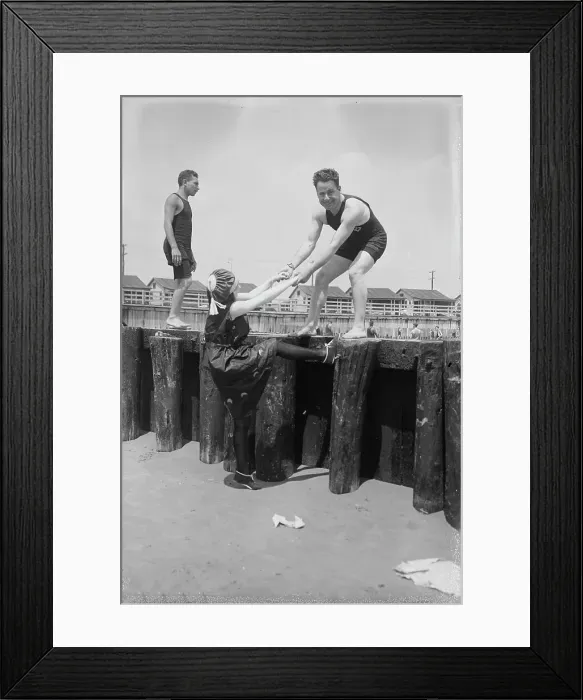 Framed Print : Fox, between c1915 and c1920. Creator: Bain News Service Framed Print : Fox, between c1915 and c1920. Creator: Bain News Service