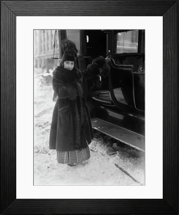 Framed Print : Galli-Curci, between c1915 and c1920. Creator: Bain News Service Framed Print : Galli-Curci, between c1915 and c1920. Creator: Bain News Service