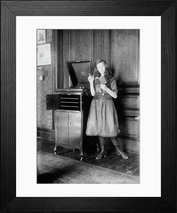 Framed Print : Sally Hamlin, between c1915 and c1920. Creator: Bain News Service Framed Print : Sally Hamlin, between c1915 and c1920. Creator: Bain News Service