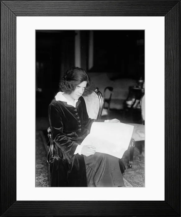 Framed Print : Leginska, between c1915 and c1920. Creator: Bain News Service Framed Print : Leginska, between c1915 and c1920. Creator: Bain News Service
