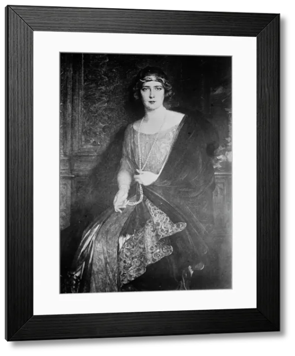 Framed Print : Queen of Serbia, c1920s. Creator: Bain News Service Framed Print : Queen of Serbia, c1920s. Creator: Bain News Service