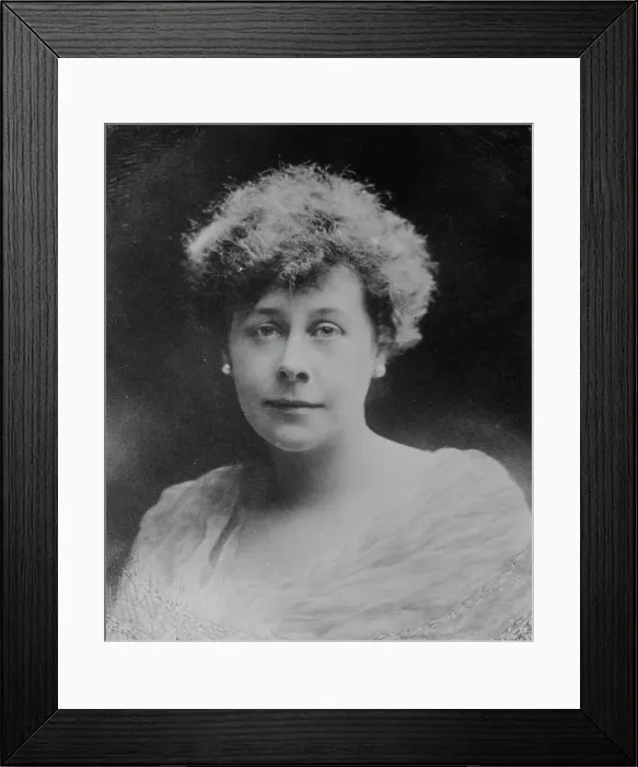 Framed Print : Marquesa Del Ter, between c1915 and c1920. Creator: Bain News Service Framed Print : Marquesa Del Ter, between c1915 and c1920. Creator: Bain News Service