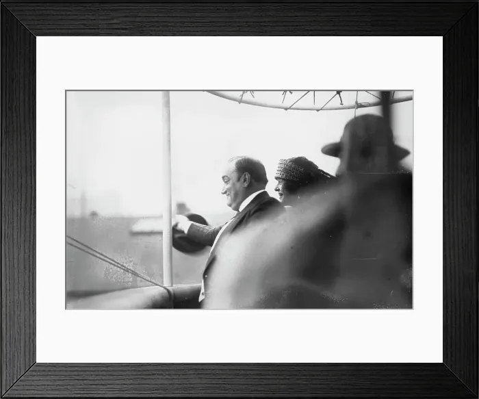 Framed Print : E. Caruso, between c1915 and c1920. Creator: Bain News Service Framed Print : E. Caruso, between c1915 and c1920. Creator: Bain News Service