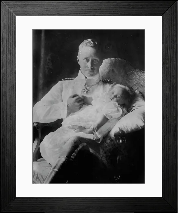 Framed Print : Crown Prince of Germ. [i.e. Germany] & daughter, 1916. Creator: Bain News Service