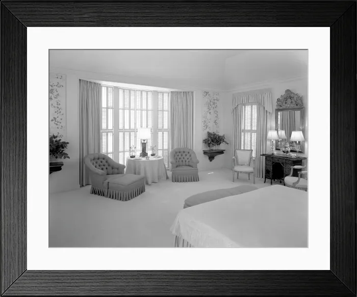 Framed Print : Dr. and Mrs. Leon Levy, residence at 1409 S. Ocean Blvd. Palm Beach, 1959. Creator: Gottscho-Schleisner, Inc Framed Print : Dr. and Mrs. Leon Levy, residence at 1409 S. Ocean Blvd. Palm Beach, 1959. Creator: Gottscho-Schleisner, Inc