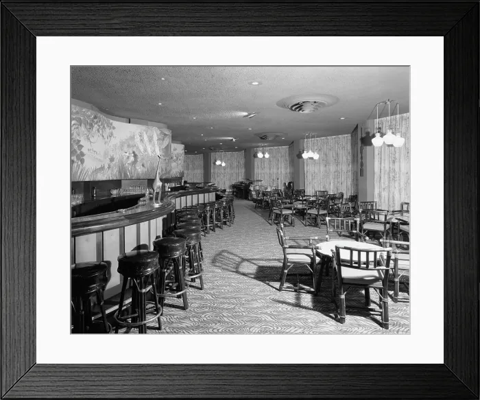 Framed Print : Nevele Hotel, Ellenville, New York, 1959. Creator: Gottscho-Schleisner, Inc Framed Print : Nevele Hotel, Ellenville, New York, 1959. Creator: Gottscho-Schleisner, Inc