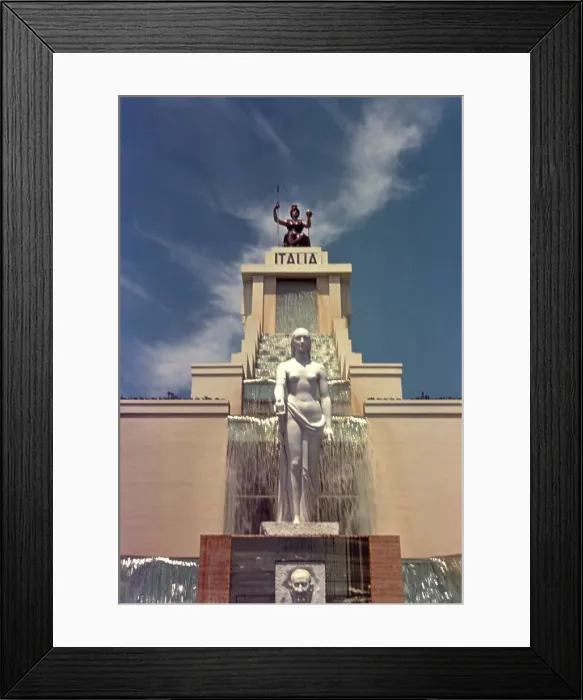 Framed Print : World's Fair, 1939. Creator: Gottscho-Schleisner, Inc Framed Print : World's Fair, 1939. Creator: Gottscho-Schleisner, Inc
