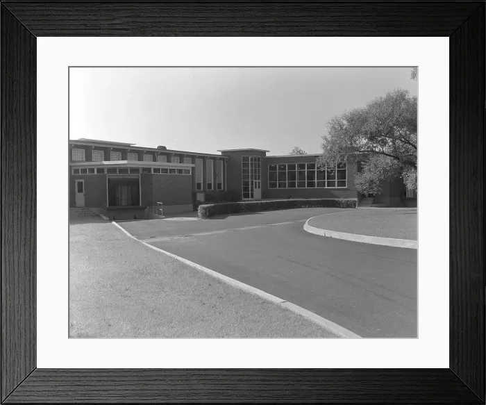 Framed Print : Becton Dickinson, East Rutherford, New Jersey, 1952. Creator: Gottscho-Schleisner, Inc Framed Print : Becton Dickinson, East Rutherford, New Jersey, 1952. Creator: Gottscho-Schleisner, Inc