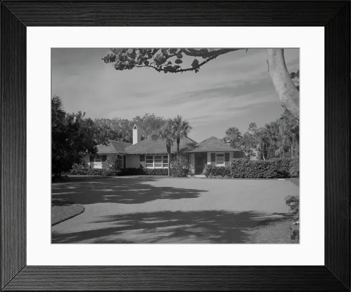 Framed Print : E.T. Fox, residence in Hobe Sound, Florida, 1960. Creator: Gottscho-Schleisner, Inc Framed Print : E.T. Fox, residence in Hobe Sound, Florida, 1960. Creator: Gottscho-Schleisner, Inc